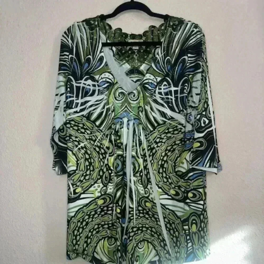 One World Tunic - Picture 2 of 5